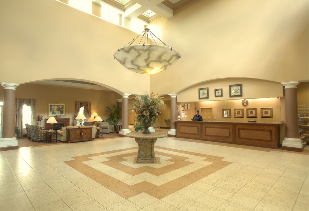 The Palms at 8303 - Lake Buena Vista — Hotel building in Orlando, Florida
