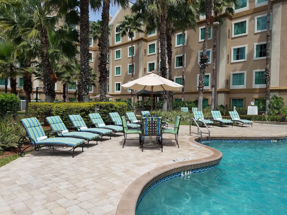 The Palms at 8303 - Lake Buena Vista — Swimming pool in Orlando, Florida