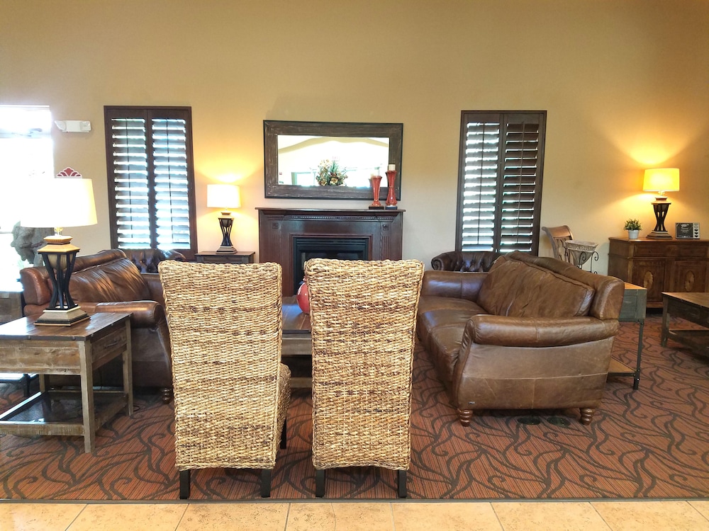 The Palms at 8303 - Lake Buena Vista — Hotel rooms in Orlando, Florida