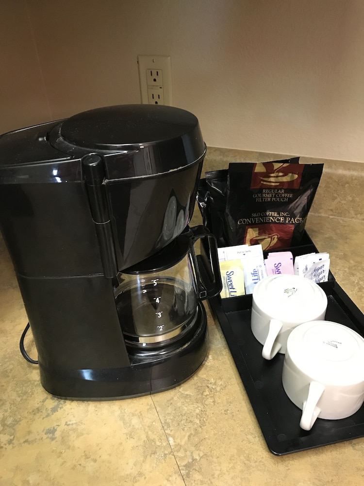 The Palms at 8303 - Lake Buena Vista — Hotel rooms in Orlando, Florida
