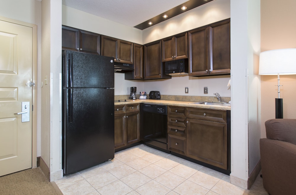 The Palms at 8303 - Lake Buena Vista — Hotel rooms in Orlando, Florida