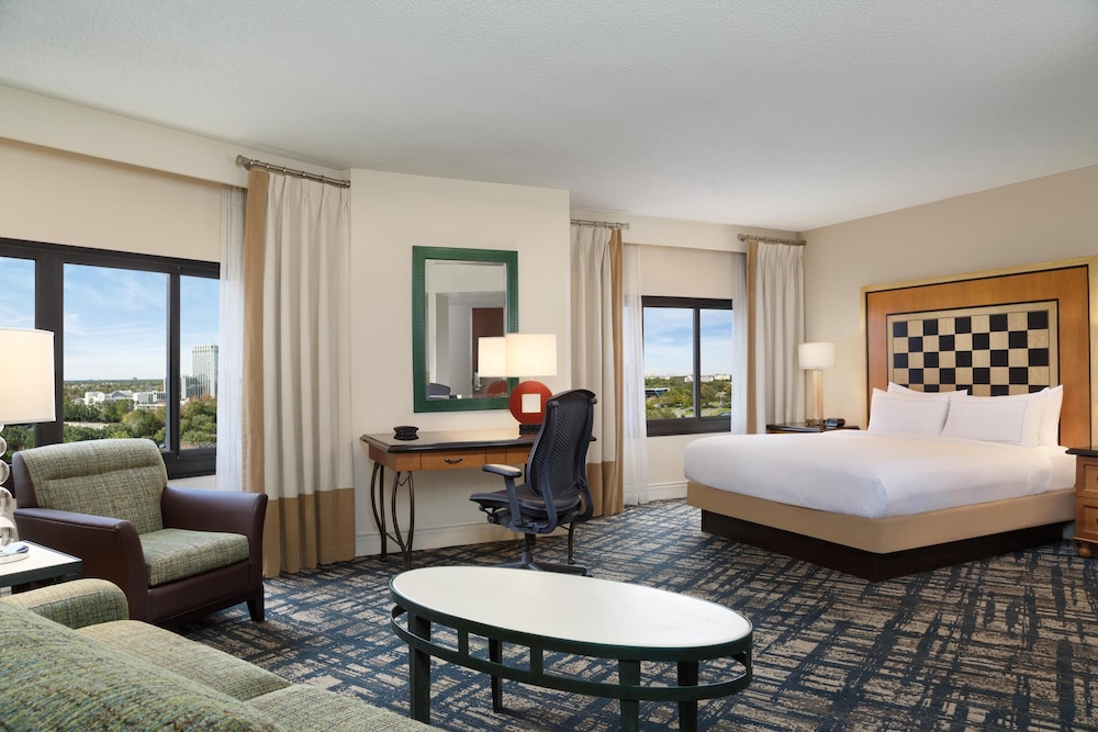 Hilton Orlando Lake Buena Vista - Disney Springs® Area — Hotel rooms in Lake Buena Vista, Florida