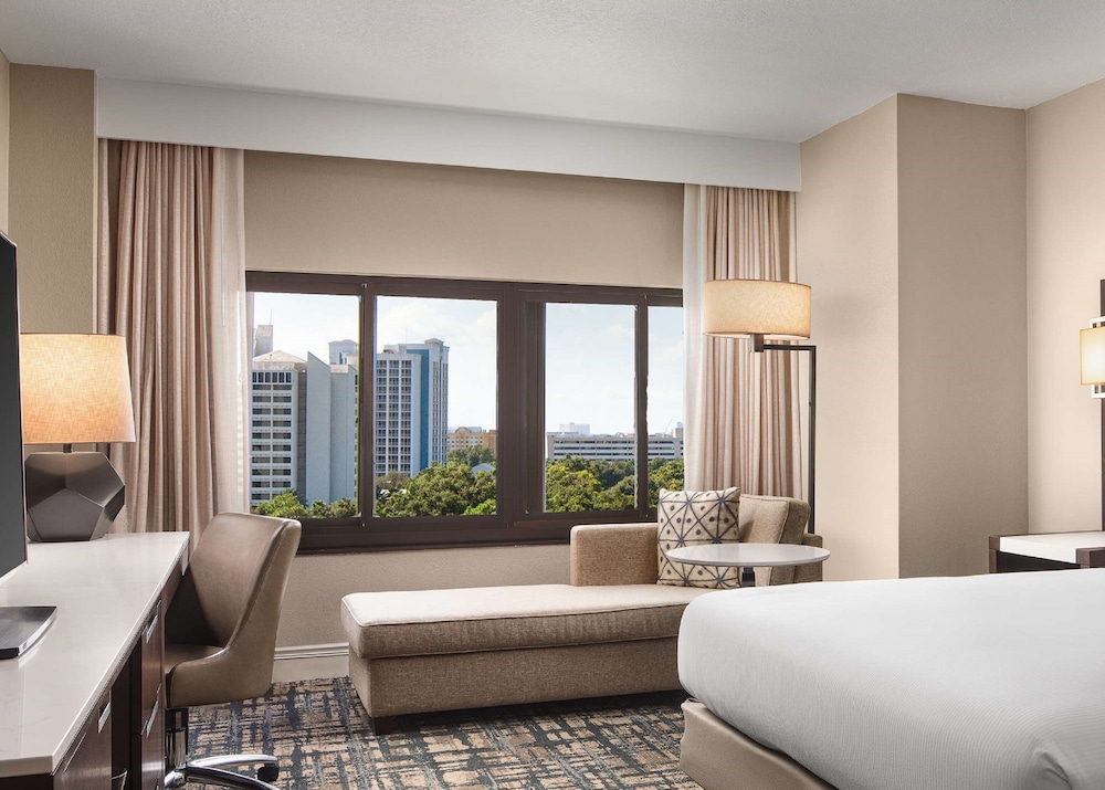 Hilton Orlando Lake Buena Vista - Disney Springs® Area — Hotel rooms in Lake Buena Vista, Florida