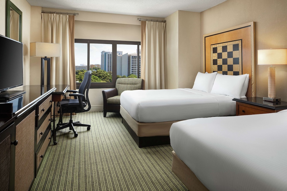 Hilton Orlando Lake Buena Vista - Disney Springs® Area — Hotel rooms in Lake Buena Vista, Florida