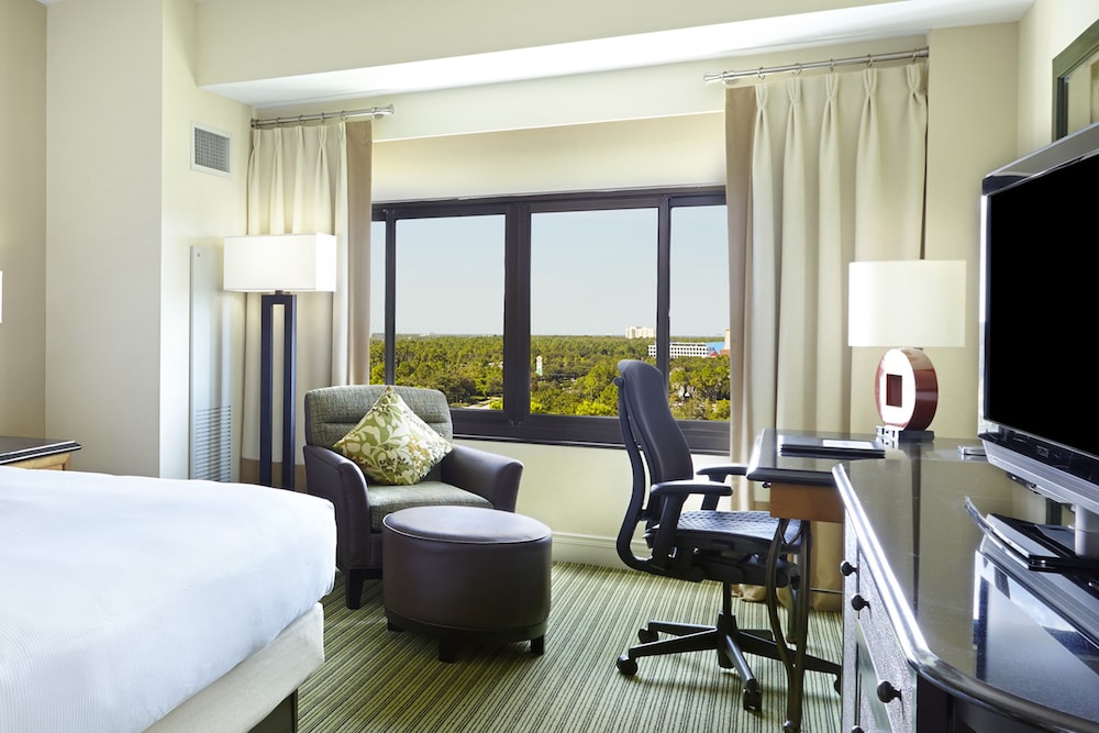 Hilton Orlando Lake Buena Vista - Disney Springs® Area — Hotel rooms in Lake Buena Vista, Florida