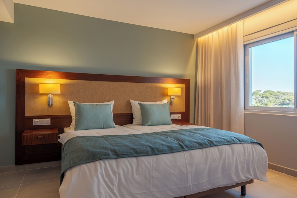 Hapimag Resort Albufeira — Hotel rooms in Albufeira, Faro