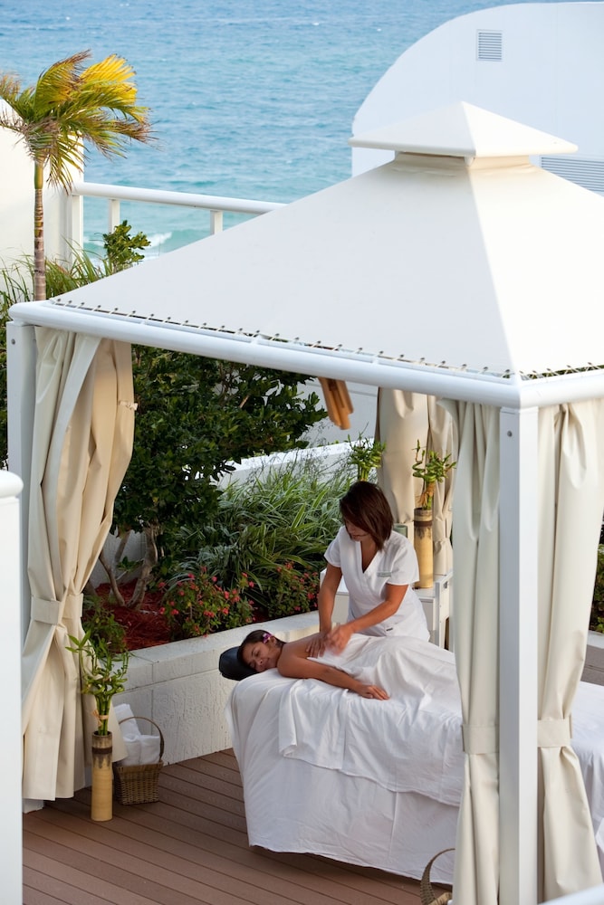 Beach House Fort Lauderdale, a Hilton Resort — Hotel rooms in Fort Lauderdale, Florida