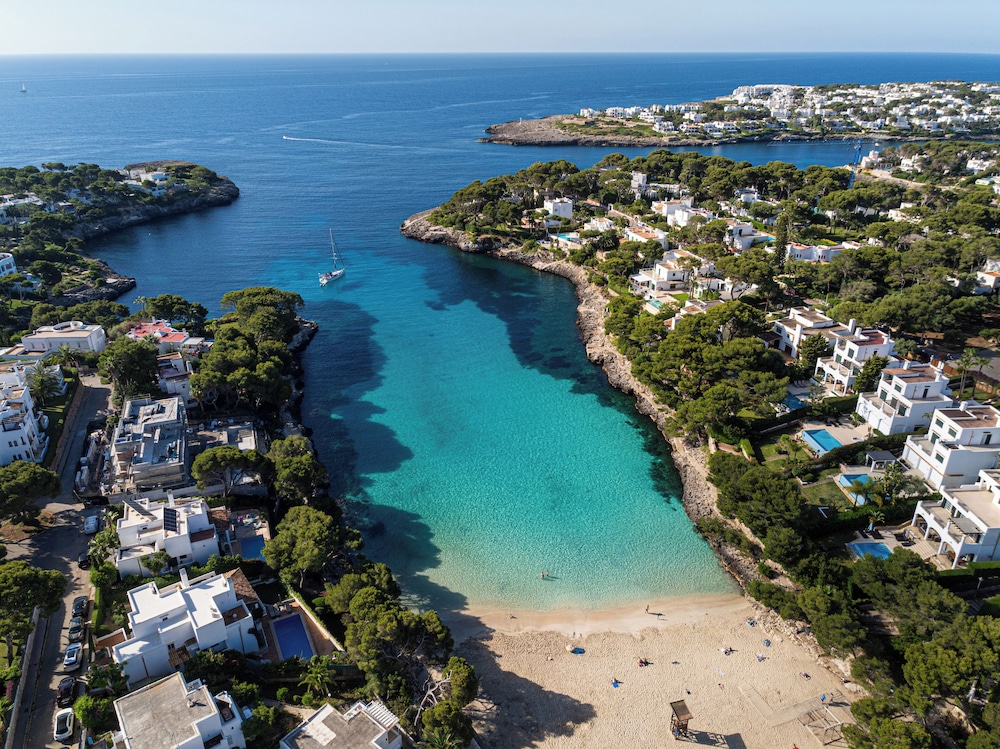 Sol Cala D'Or Apartments — Beach in Cala d´Or, Balearic Islands