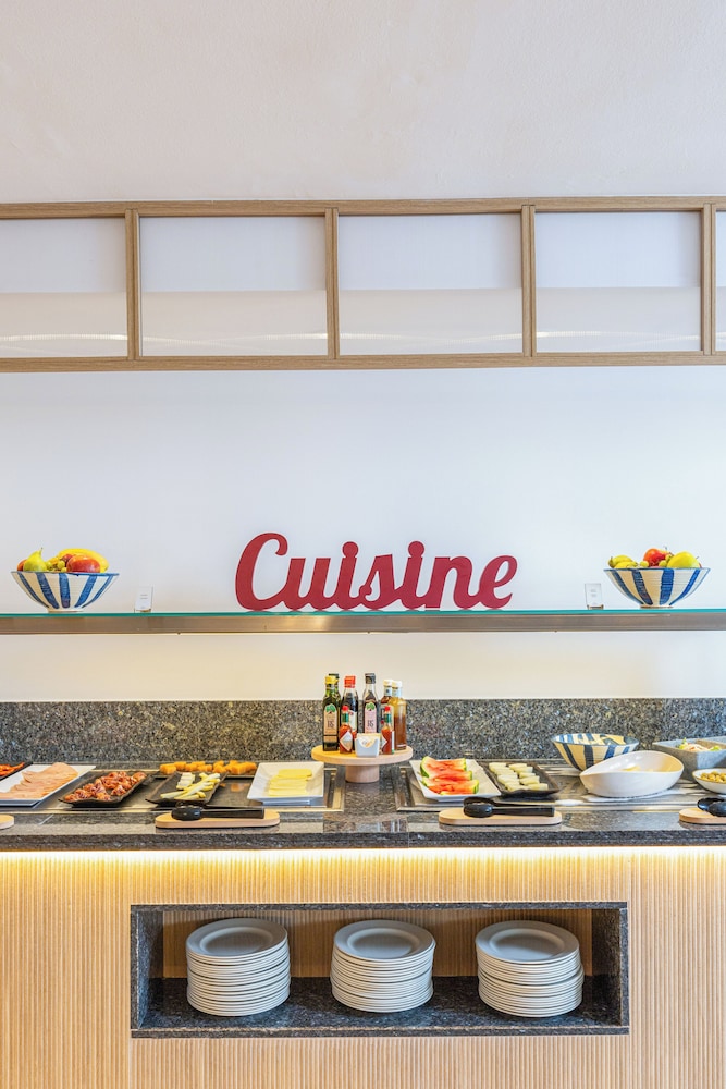 Sol Cala D'Or Apartments — Restaurant & bars in Cala d´Or, Balearic Islands