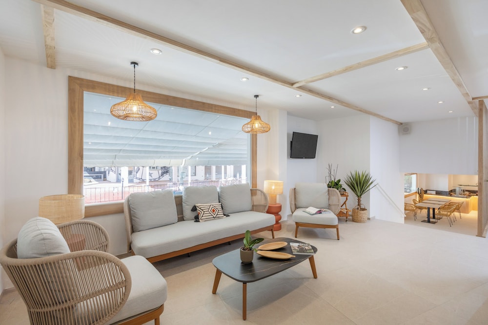 Sol Cala D'Or Apartments — Hotel rooms in Cala d´Or, Balearic Islands