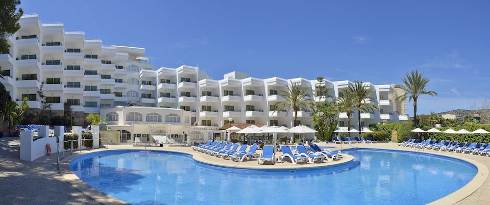 Sol Lunamar Palmanova Apartamentos – Adults Only image