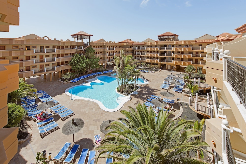 Elba Castillo San Jorge & Antigua Suite Hotel — Swimming pool in Costa de Antigua, Canary Islands