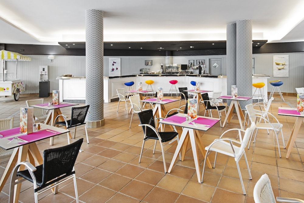 Elba Castillo San Jorge & Antigua Suite Hotel — Restaurant & bars in Costa de Antigua, Canary Islands