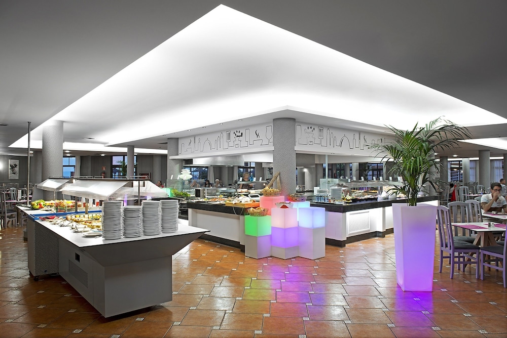 Elba Castillo San Jorge & Antigua Suite Hotel — Restaurant & bars in Costa de Antigua, Canary Islands