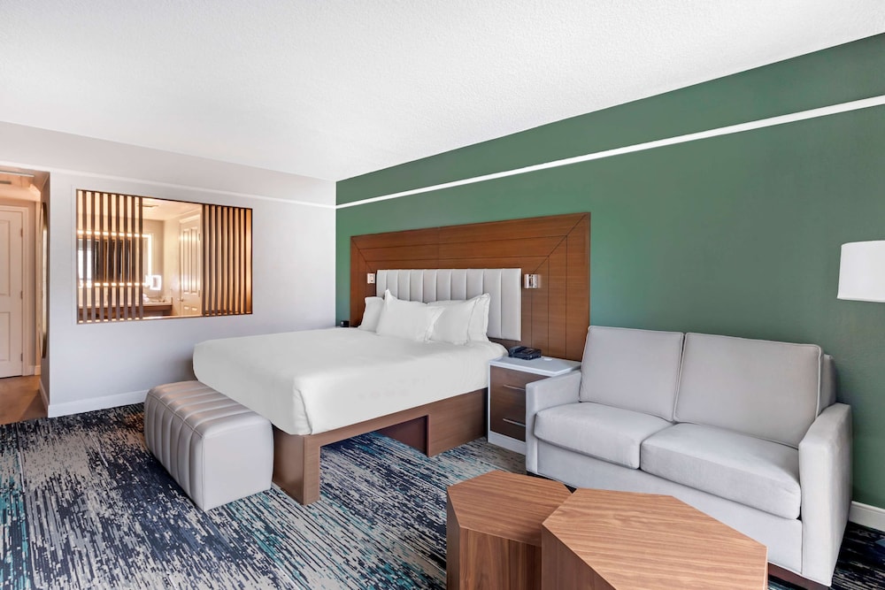 Hilton Grand Vacations Club Flamingo Las Vegas — Hotel rooms in Las Vegas, Nevada