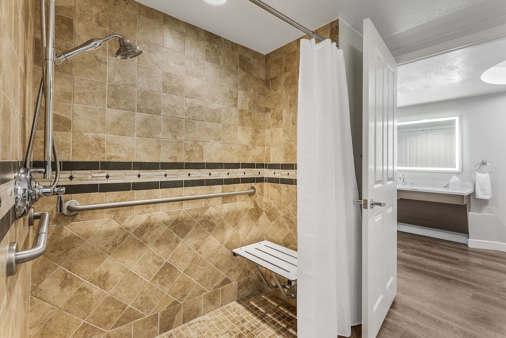 Hilton Grand Vacations Club Flamingo Las Vegas — Hotel rooms in Las Vegas, Nevada