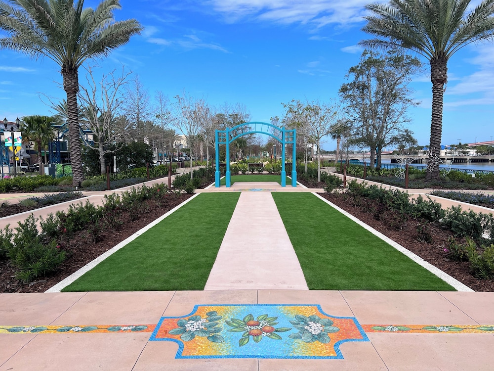 Holiday Inn Express & Suites Oceanfront by IHG — Attractions in the area in Daytona Beach, Florida