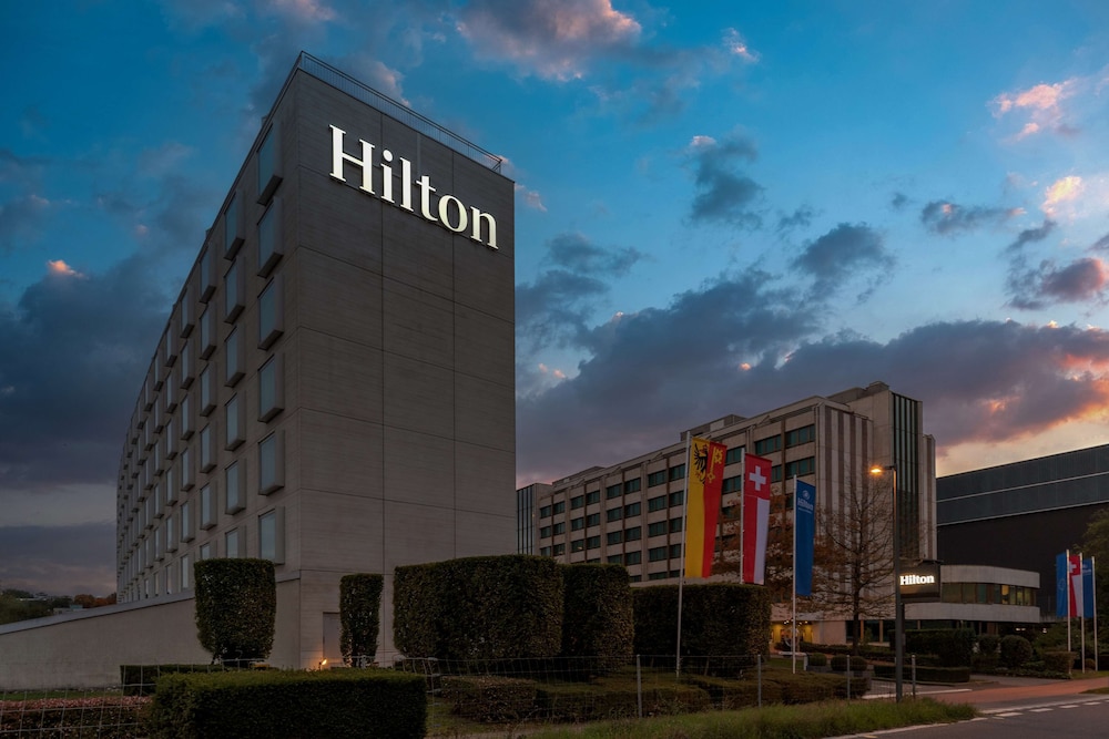 Hilton Geneva Hotel and Conference Centre - zdjęcie 4