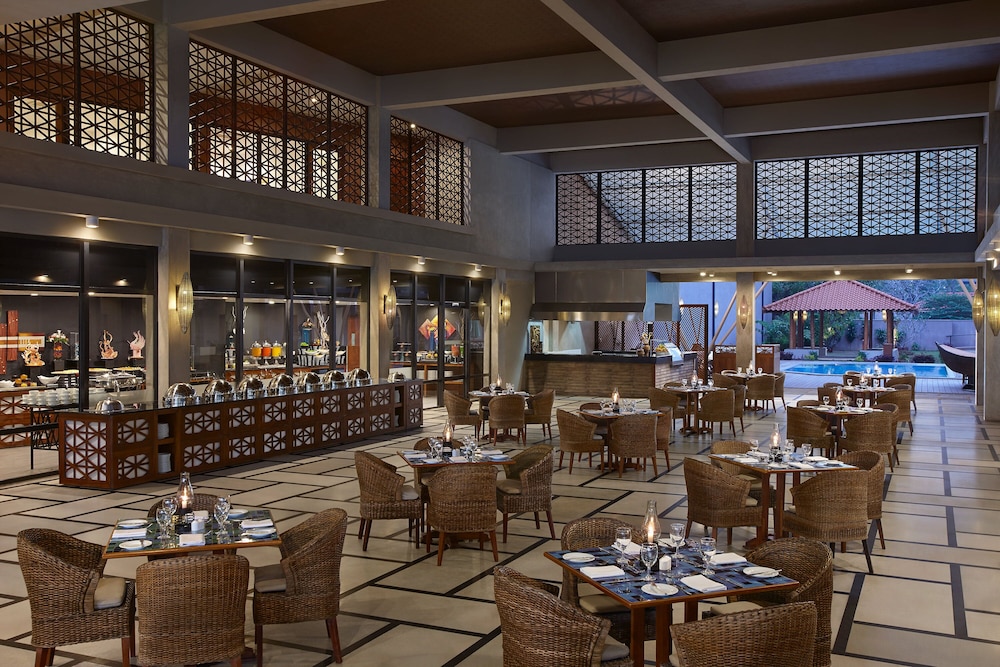 Cinnamon Bey Beruwala — Restaurant & bars in Beruwala