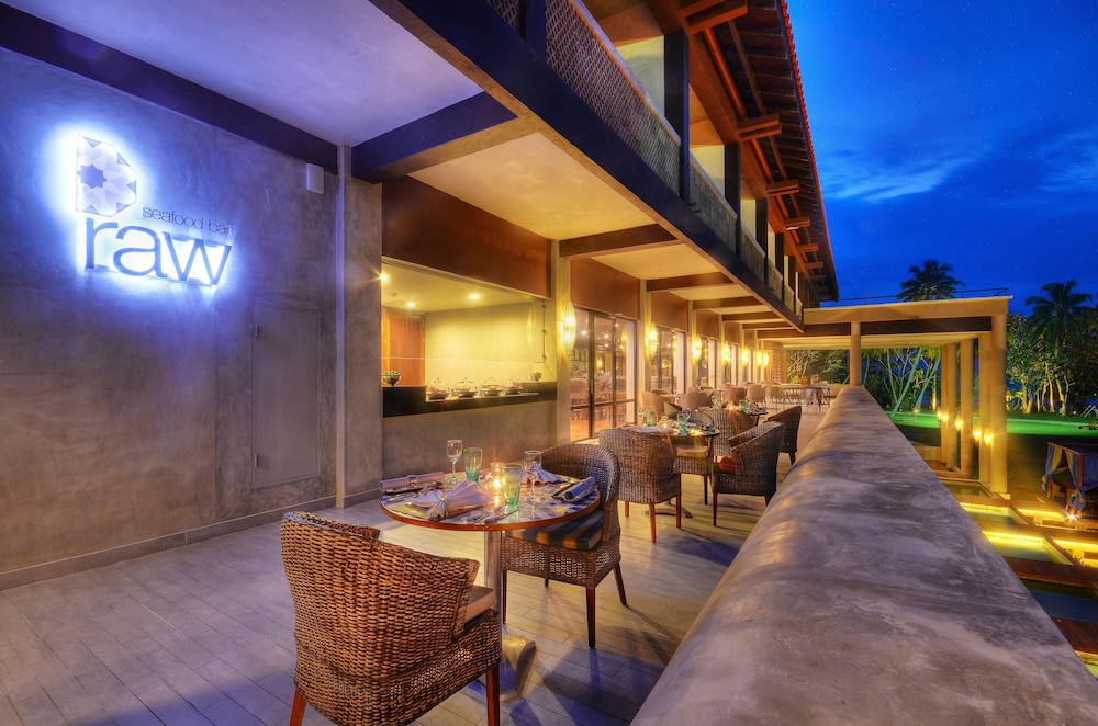 Cinnamon Bey Beruwala — Restaurant & bars in Beruwala