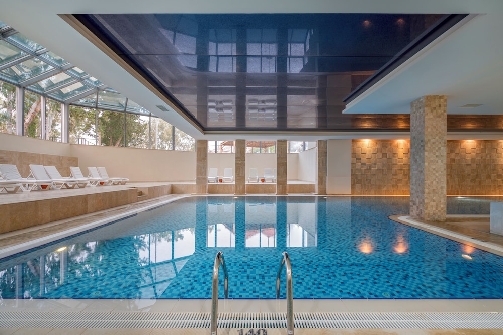 Green Max Hotel — Swimming pool in Belek