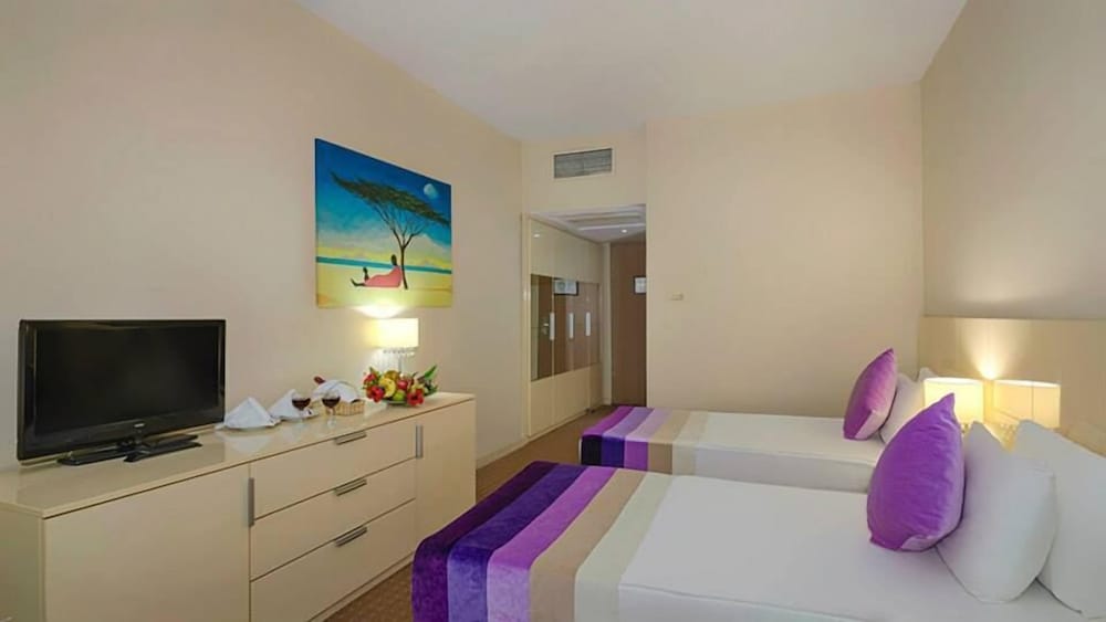 Green Max Hotel — Hotel rooms in Belek