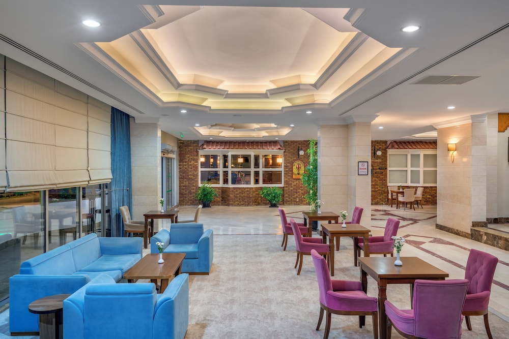 Green Max Hotel — Restaurant & bars in Belek