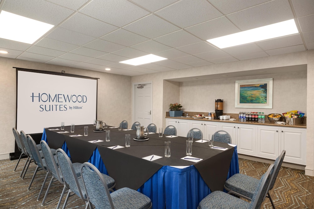 Homewood Suites by Hilton - Fort Myers — Hotel building in Fort Myers, Florida