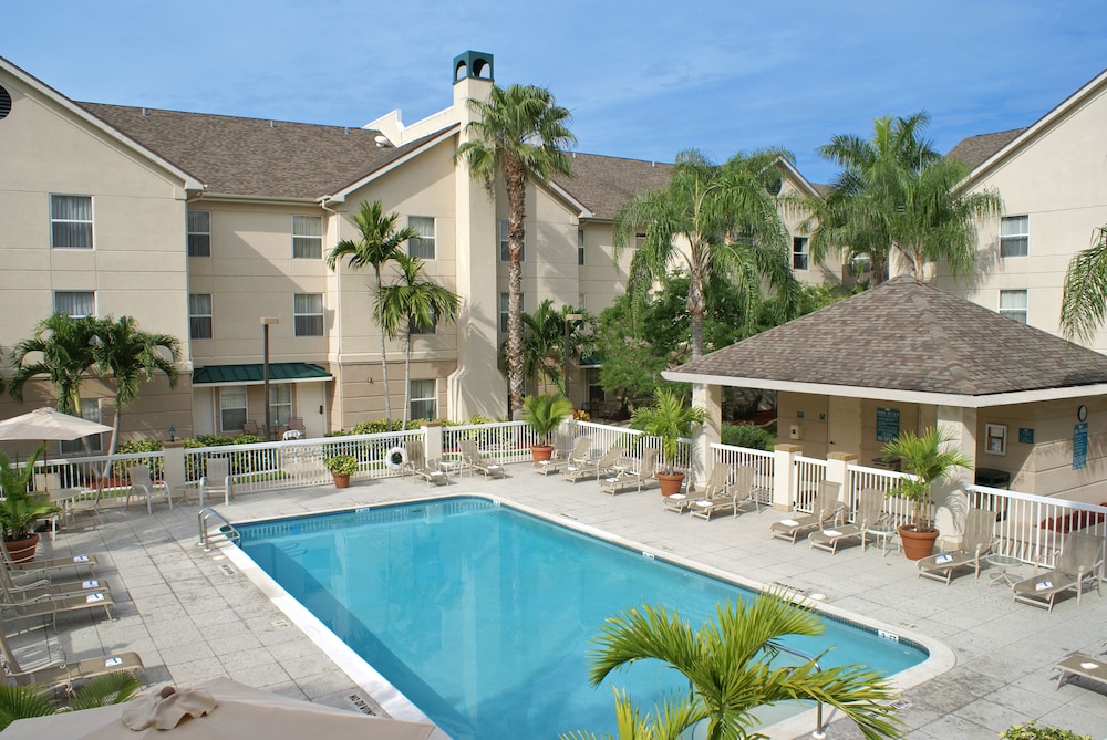 Homewood Suites by Hilton - Fort Myers — Main photo in Fort Myers, Florida