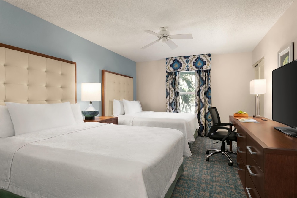 Homewood Suites by Hilton - Fort Myers — Hotel rooms in Fort Myers, Florida