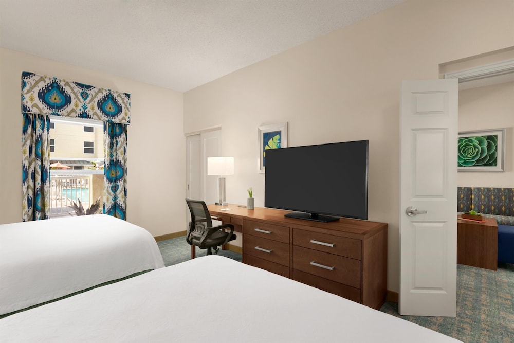 Homewood Suites by Hilton - Fort Myers — Hotel rooms in Fort Myers, Florida