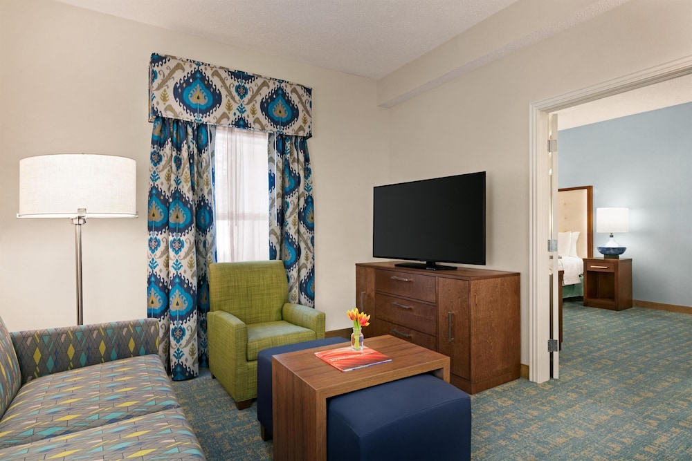 Homewood Suites by Hilton - Fort Myers — Hotel rooms in Fort Myers, Florida