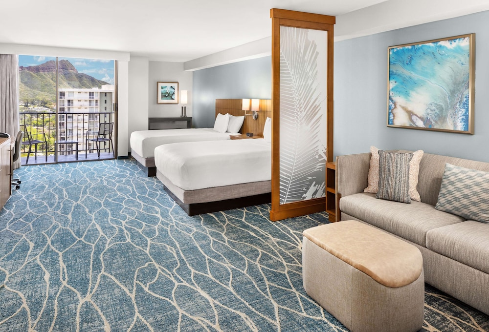 Hyatt Place Waikiki Beach — Hotel rooms in Honolulu, Hawaii