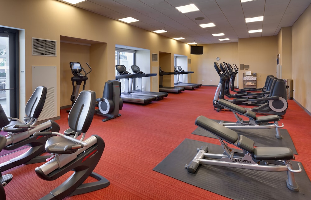 Hyatt Place Waikiki Beach — Sports & recreation in Honolulu, Hawaii