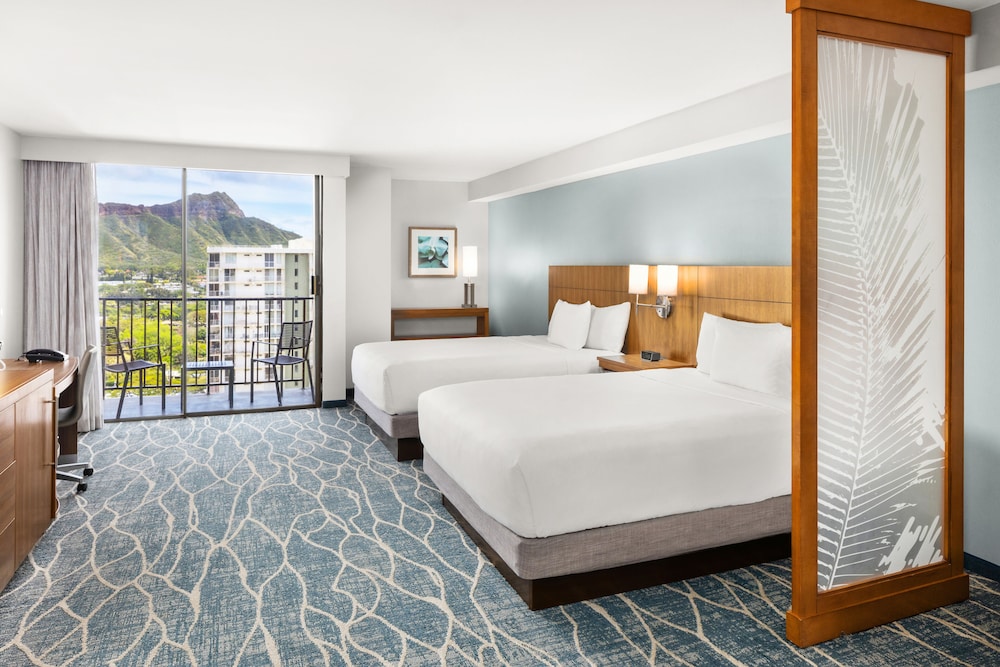 Hyatt Place Waikiki Beach — Hotel rooms in Honolulu, Hawaii