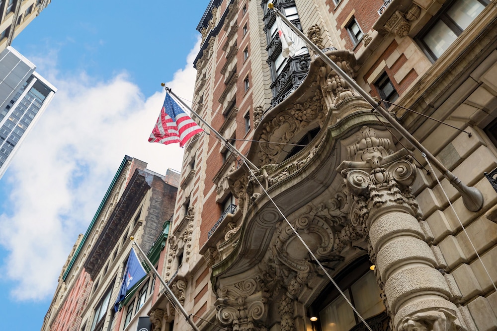 The Hotel @ Fifth Avenue — Hotel building in New York City, New York State