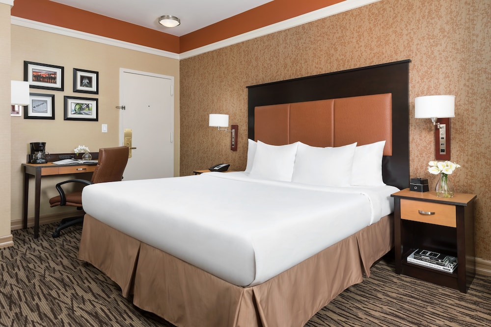 The Hotel @ Fifth Avenue — Hotel rooms in New York City, New York State
