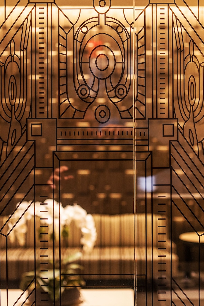 The Hotel @ Fifth Avenue — Hotel building in New York City, New York State