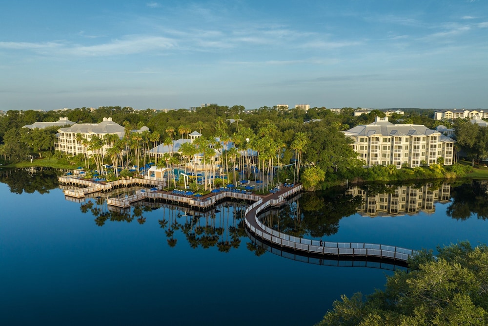 Marriott's Cypress Harbour Villas — Hotel building in Orlando, Florida