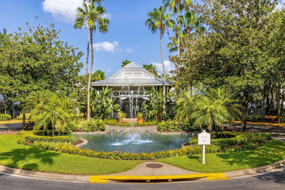 Marriott's Cypress Harbour Villas — Hotel building in Orlando, Florida