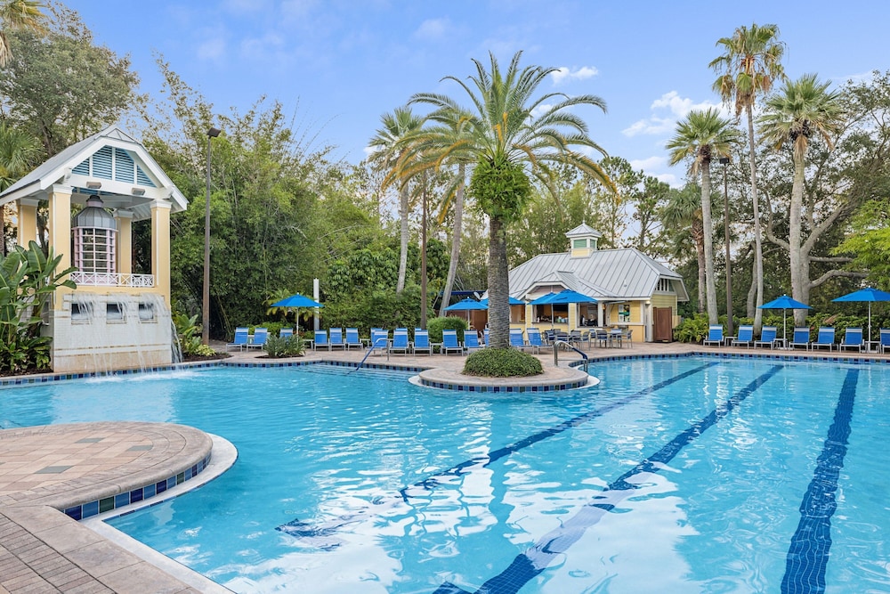 Marriott's Cypress Harbour Villas — Swimming pool in Orlando, Florida