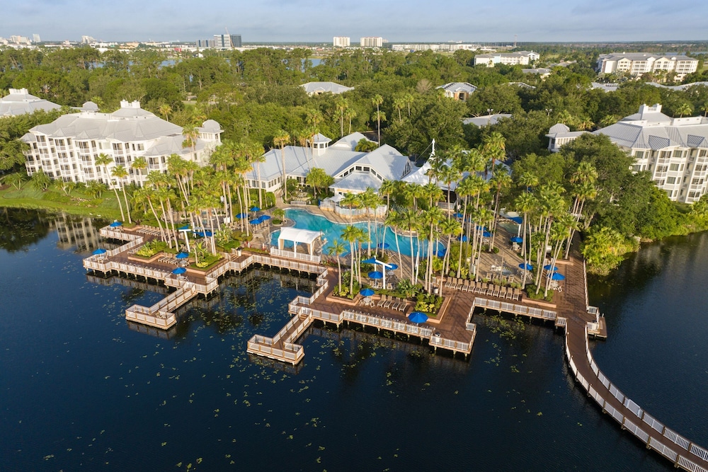Marriott's Cypress Harbour Villas — Swimming pool in Orlando, Florida