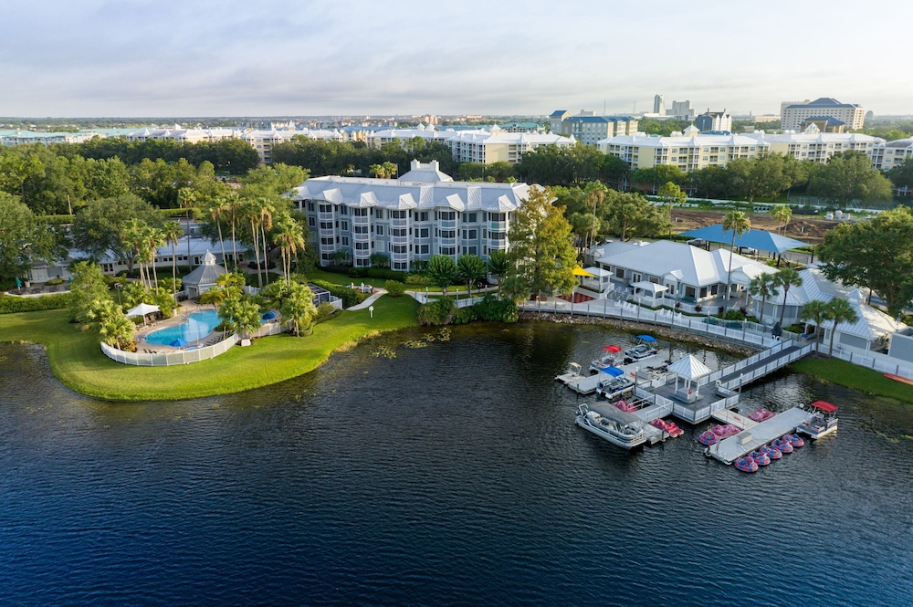 Marriott's Cypress Harbour Villas — Hotel building in Orlando, Florida