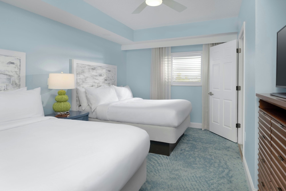 Marriott's Harbour Lake — Hotel rooms in Orlando, Florida