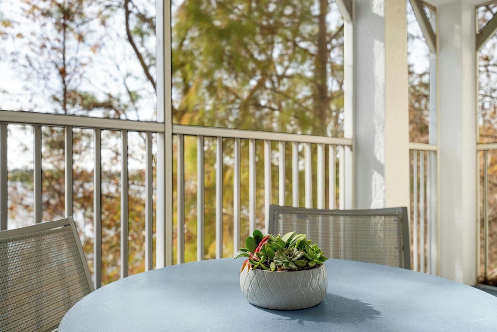 Marriott's Harbour Lake — Hotel rooms in Orlando, Florida