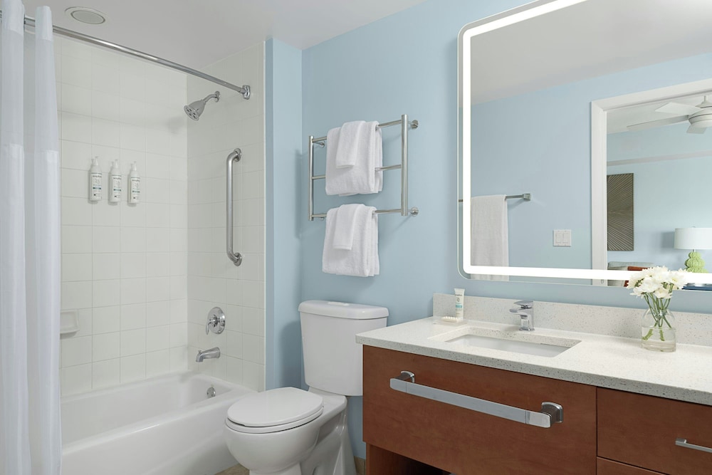 Marriott's Harbour Lake — Hotel rooms in Orlando, Florida