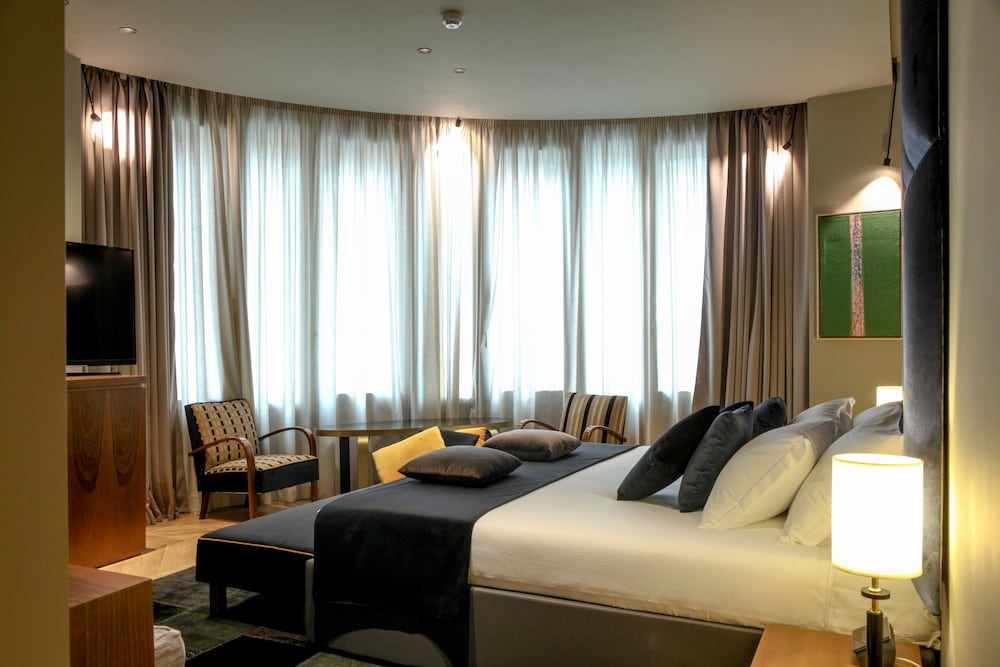 Triviho Hotel — Hotel rooms in Rome, Lazio