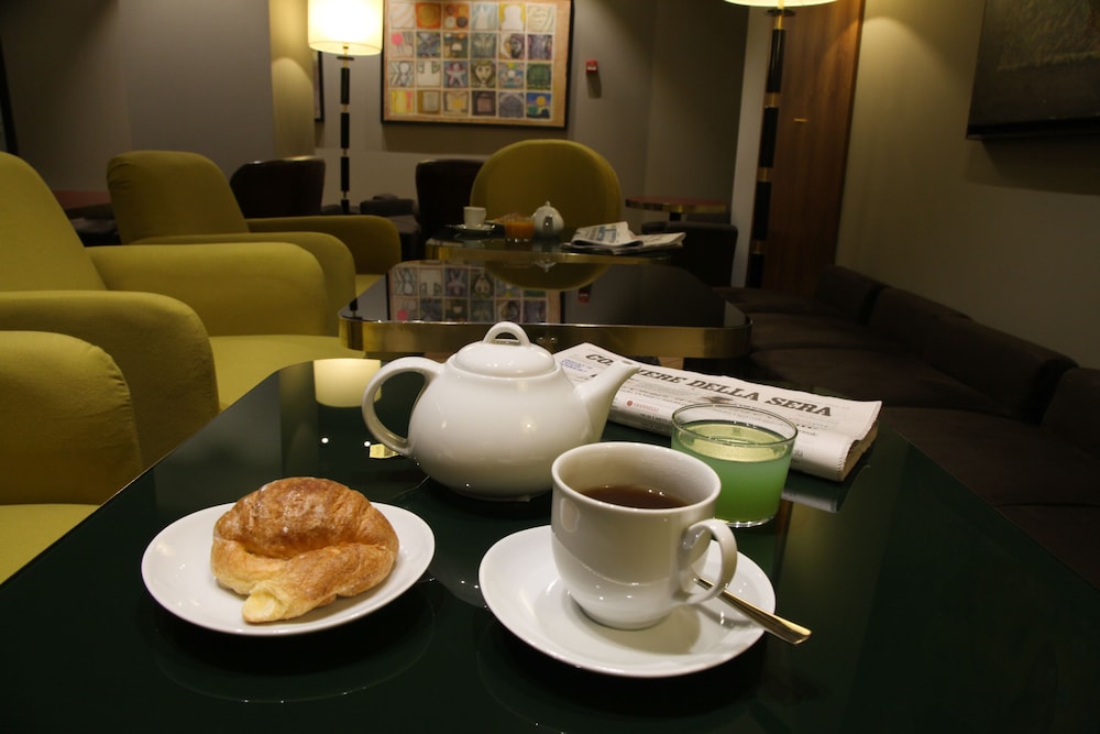 Triviho Hotel — Restaurant & bars in Rome, Lazio