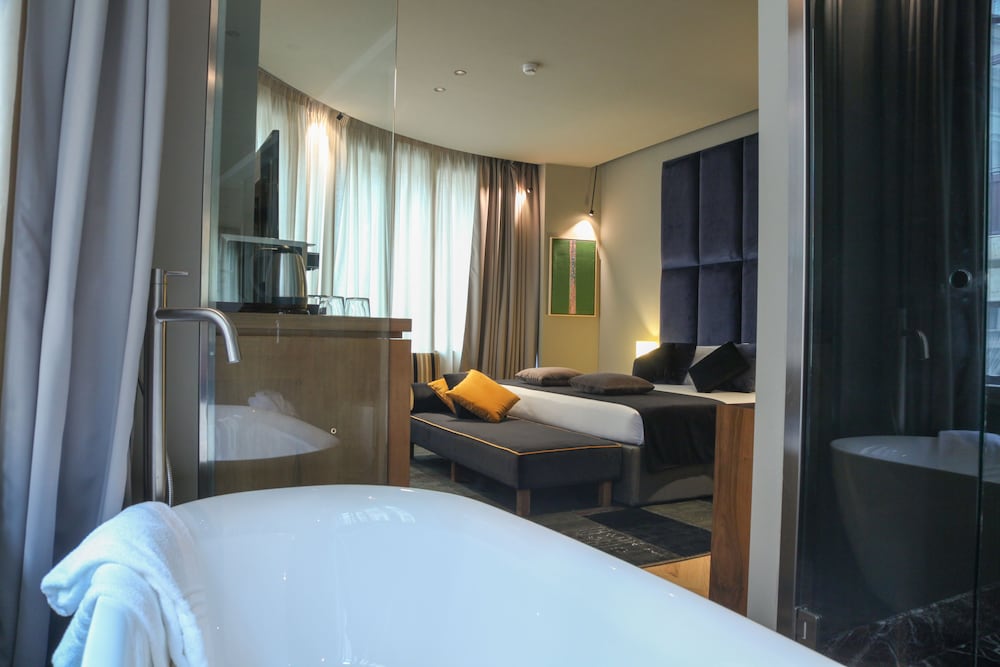 Triviho Hotel — Hotel rooms in Rome, Lazio