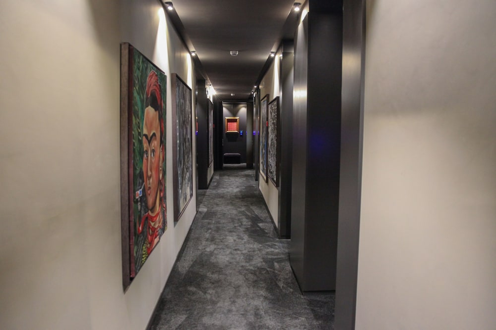 Triviho Hotel — Hotel building in Rome, Lazio